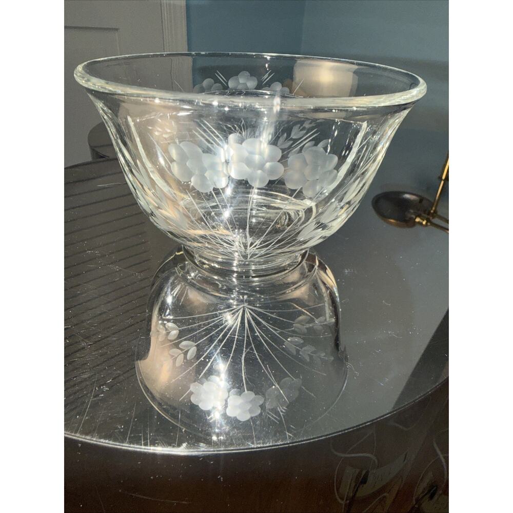 Princess House Heritage Etched Glass bowl With Divider And Floral Etching VTG